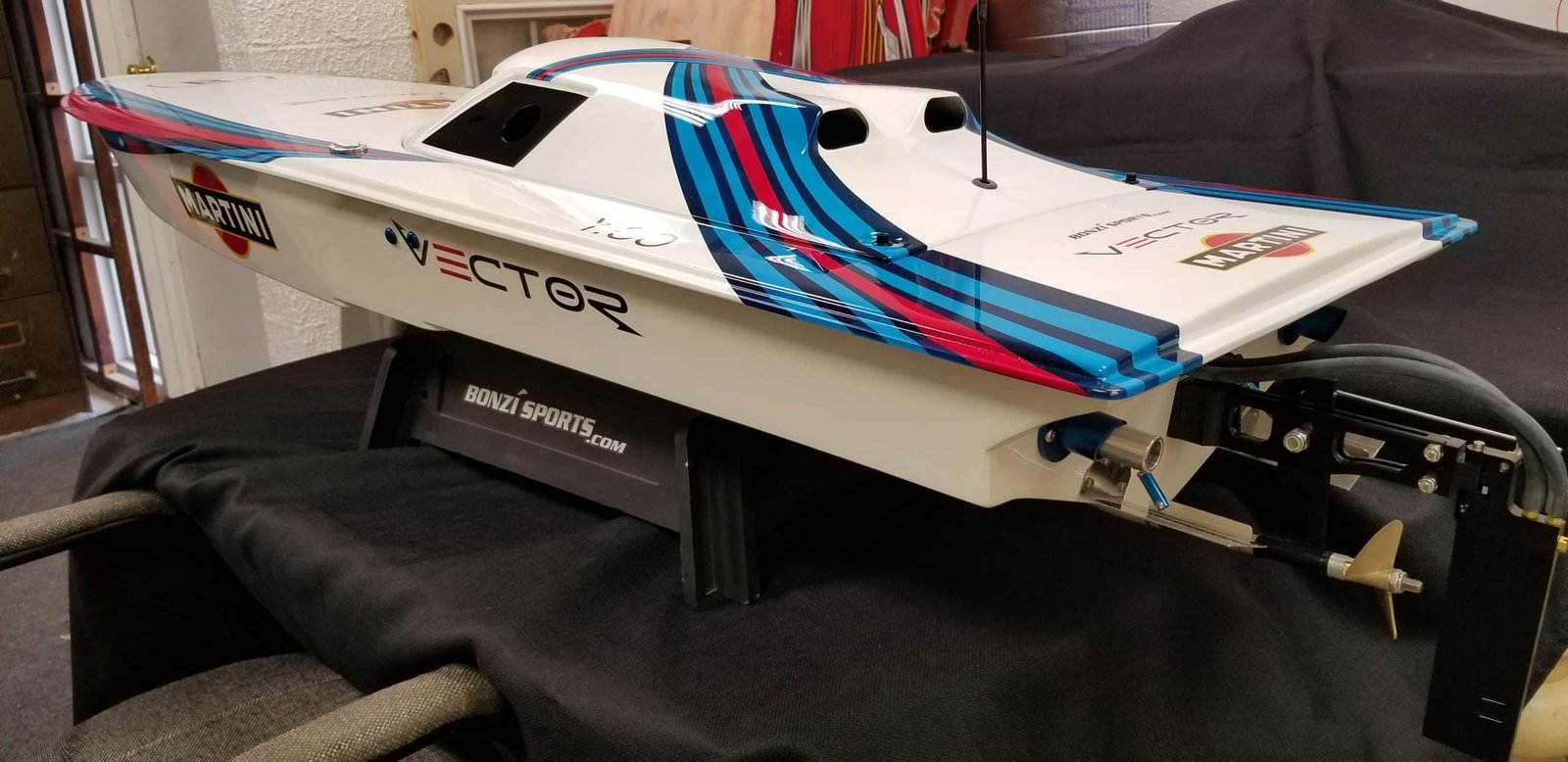 64" Fountain Hull